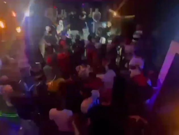 Operação fecha festa clandestina com 123 pessoas em São Paulo; banda fazia show ao vivo no local
