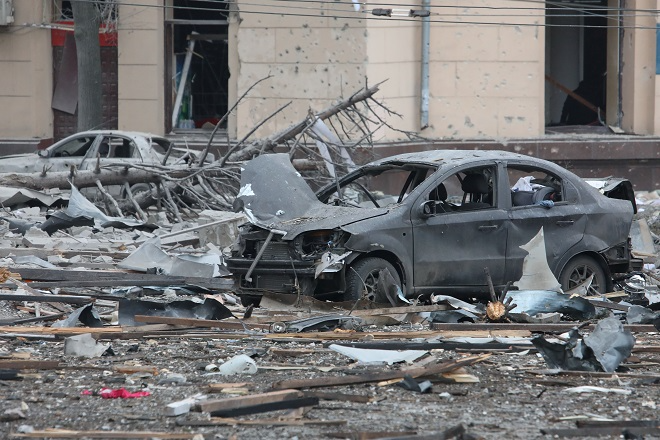 Prédio da administração municipal de Kharkiv, 2º maior cidade ucraniana, foi atingido. Foto: Vyacheslav Madiyevskyy/Reuters