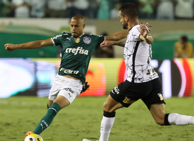 Corinthians e Palmeiras se enfrentam em confronto direto pelo Brasileirão Flickr/Palmeiras