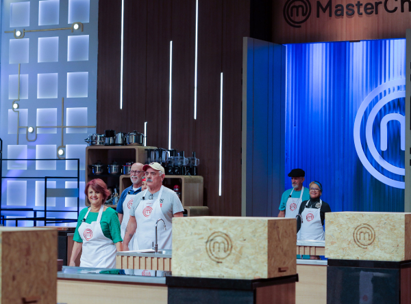 MasterChef+: Competidores encaram Caixa Misteriosa às cegas.  Melissa Haidar/Band