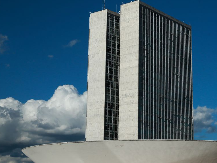 Deputados federais aprovaram o texto-base da PEC que promove a reforma eleitoral Marcello Casal Jr./Agência Brasil