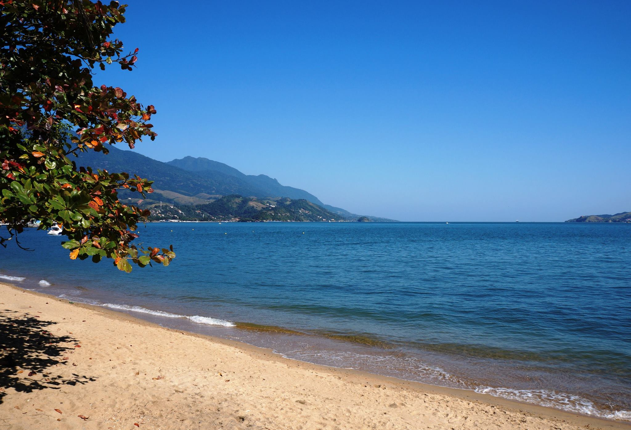 Itaguaçu, em Ilhabela, é uma das praias impróprias para banho, de acordo com a Cetesb Divulgação/Prefeitura de Ilhabela