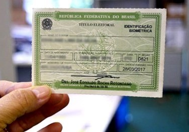 Medida é válida para eleitores que moram em outra parte do país Reprodução / TSE