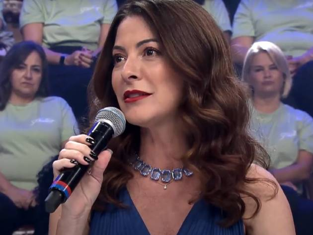 Ana Paula Padrão é jornalista e apresentadora do MasterChef Brasil Reprodução/Faustão Na Band