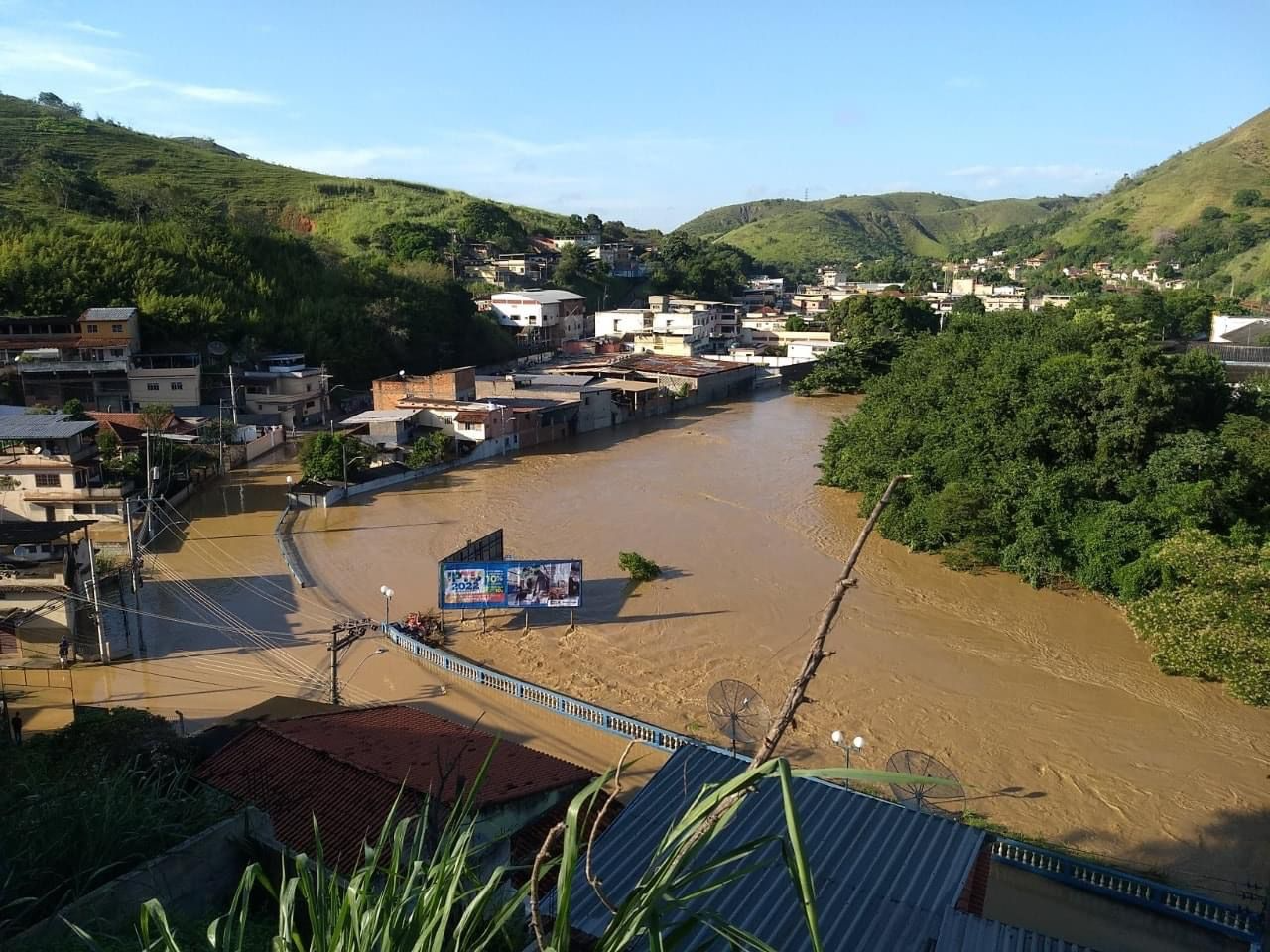 Chuva ocorreu durante todo o final de semana Divulgação/Defesa Civil 