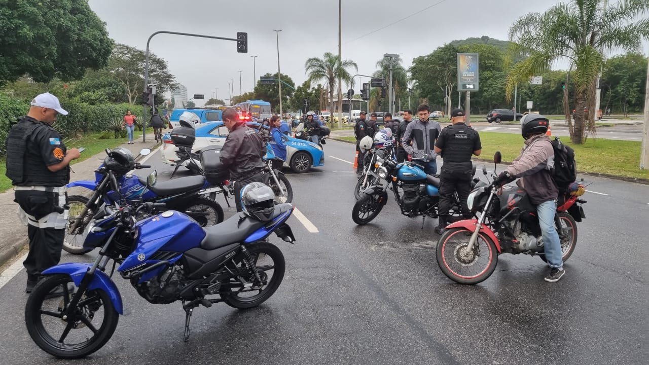 As motos com irregularidades vão ser multadas e podem ser levadas para pátios do governo Divulgação