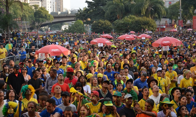 Torcedores de algumas capitais podem enfrentar chuva na hora do jogo do Brasil Rovena Rosa/Agência Brasil