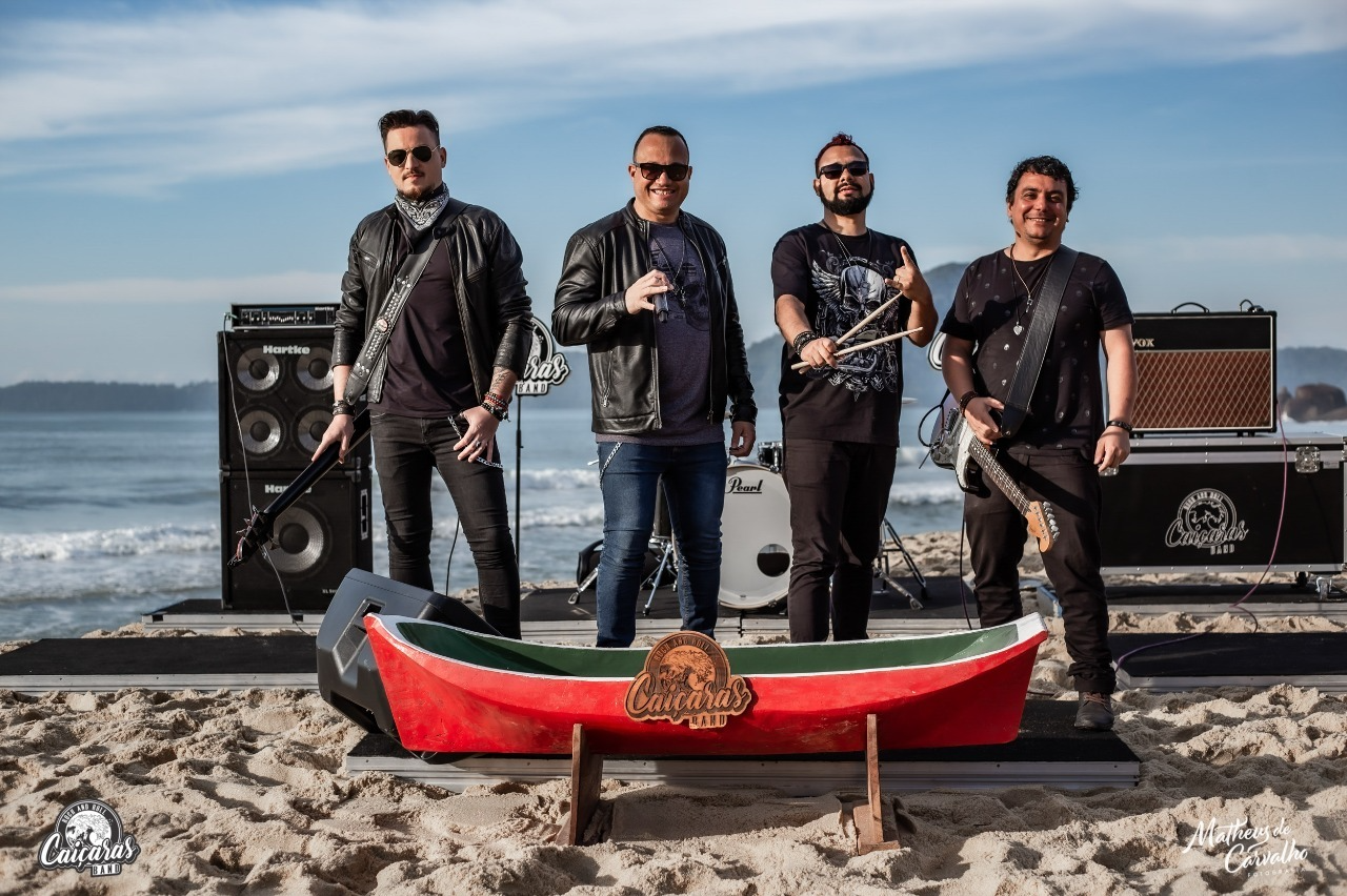 Além da Caiçaras Band, outras três bandas se apresentam na mesma noite Divulgação/ Caiçaras Band