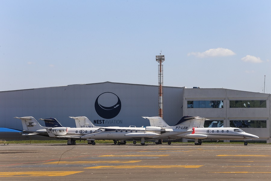 Criminosos invadem hangar de aeroporto em Campinas e trocam tiros com policiais