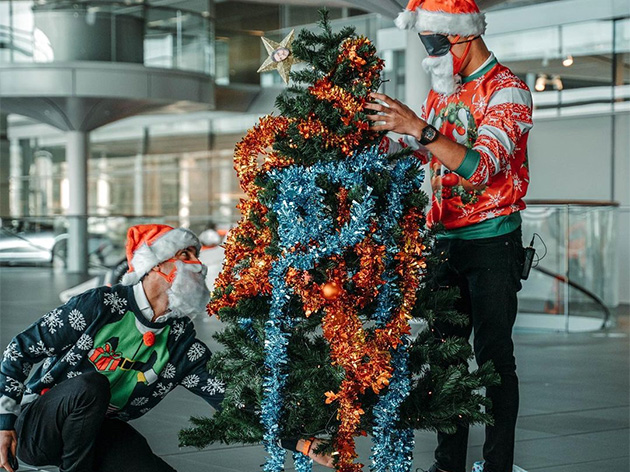 Parceiros de McLaren encerraram temporada com montagem de árvore de Natal