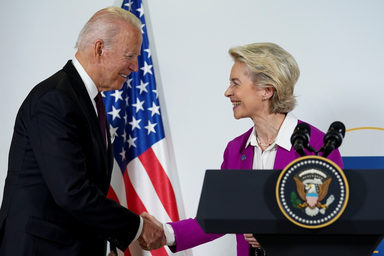 O presidente dos Estados Unidos, Joe Biden, anunciou nesta sexta-feira (25) uma série de a Foto: Reuters