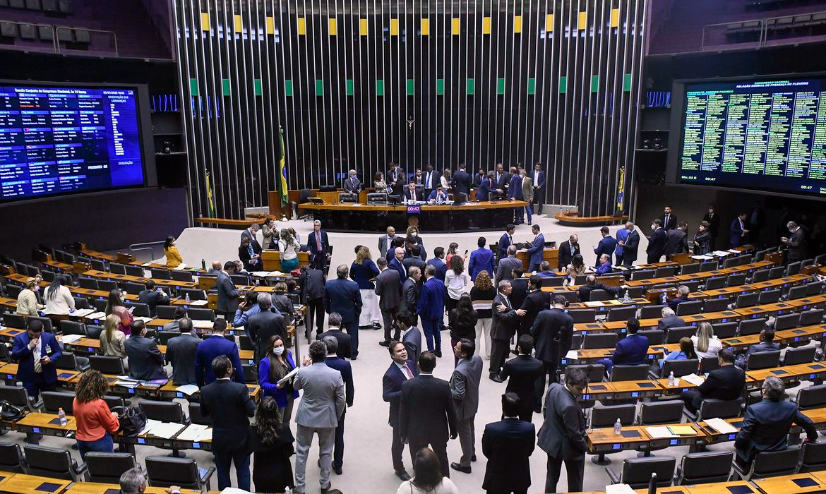 A proposta segue para a análise do Senado Federal. Foto: Jefferson Rudy/Agência Brasil