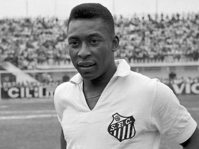 Relembre a trajetória do Rei Pelé nos games