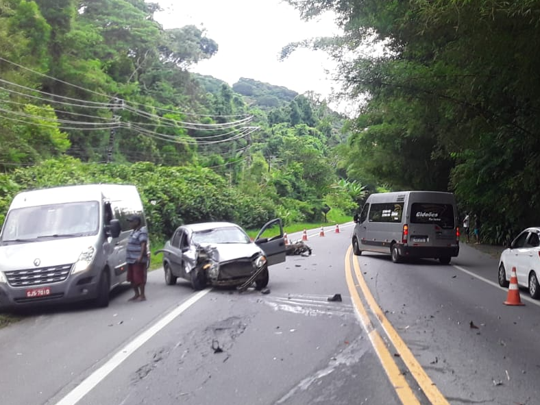 Motociclista morre após acidente na Rodovia SP-55, em São Sebastião Divulgação/ Policia Rodoviária Estadual