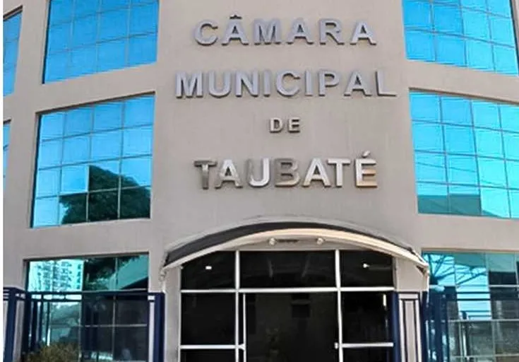 Projeto na Câmara de Taubaté aumenta salários dos vereadores para R$ 12 mil