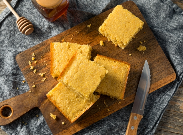 Receita de bolo de milho de latinha com curau de festa junina para fazer em  casa facilmente; sem farinha de trigo e super fofo – Metro World News Brasil