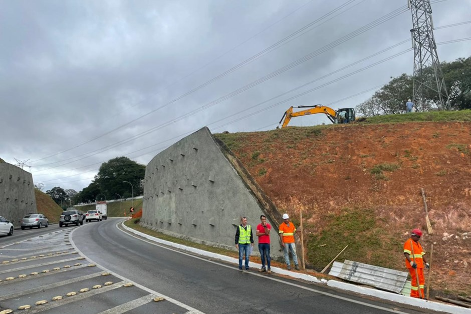 Obras interditam acesso para Anel Viário nesta quinta-feira Reprodução/ PMSJC