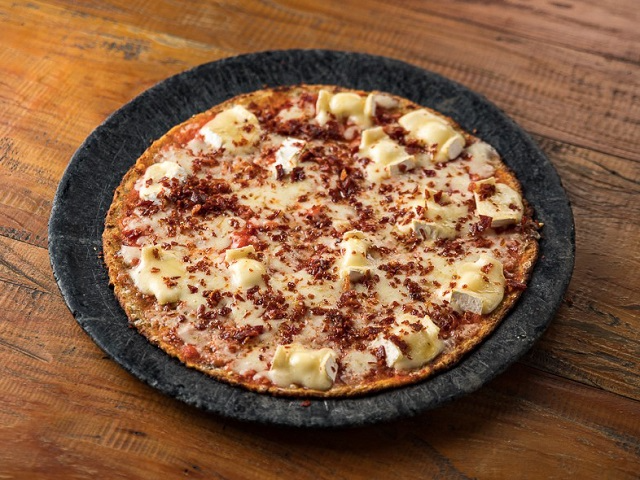 Pizza Casabona é um dos maiores sucessos da pizzaria Itzza, em São Paulo Reprodução/Itzza 