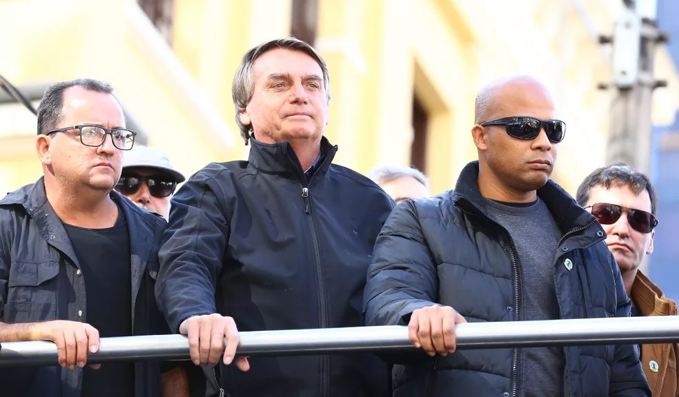 Bolsonaro minimiza atritos com o Supremo durante evento em Curitiba