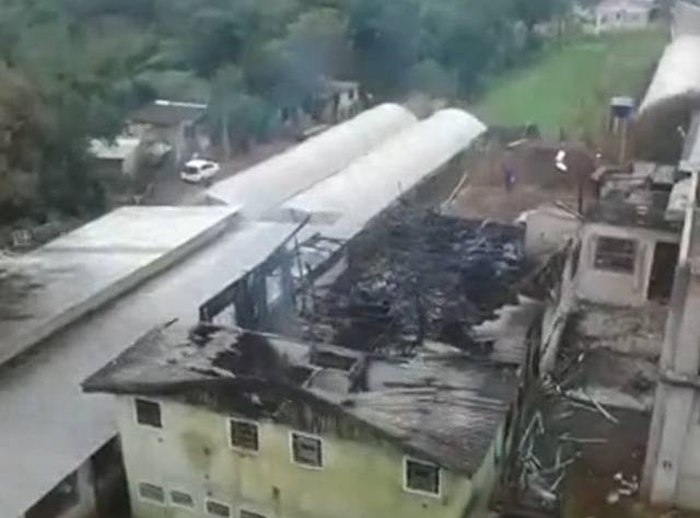 Incêndio deixou 11 pessoas mortas na última sexta-feira (24)