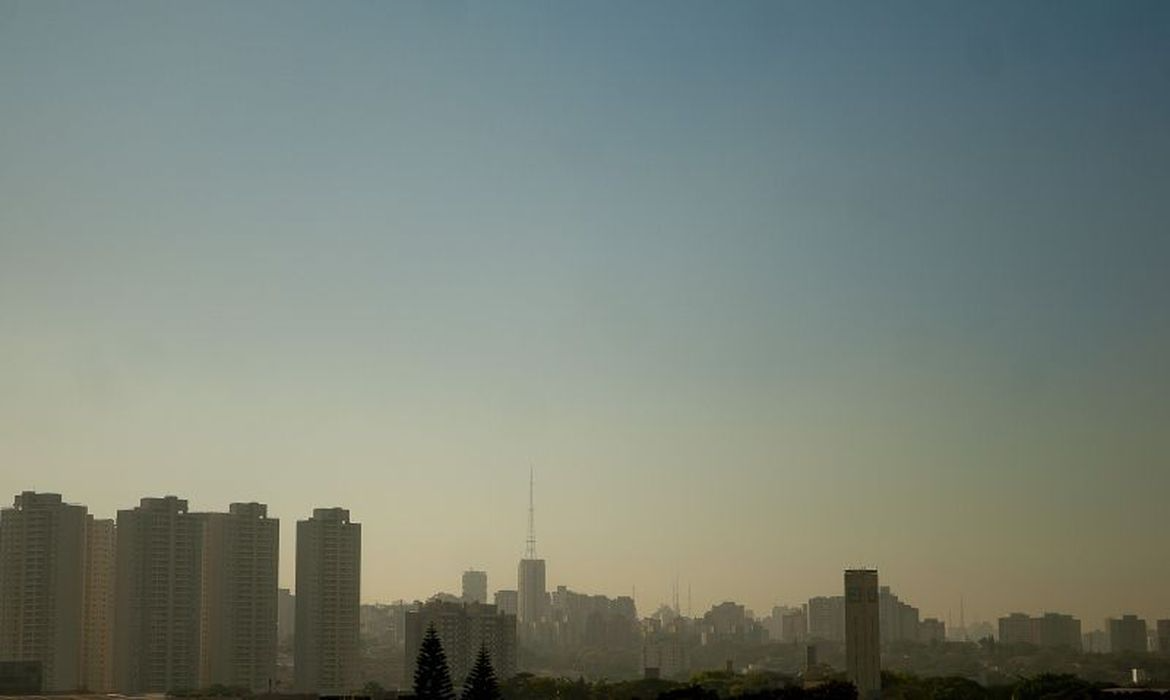 Metas tem como objetivo diminuir a emissão dos gases de efeito estufa na cidade Agência Brasil