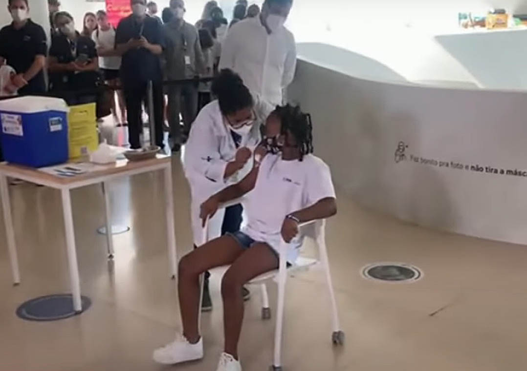 Rio de Janeiro inicia vacinação de crianças contra a Covid
