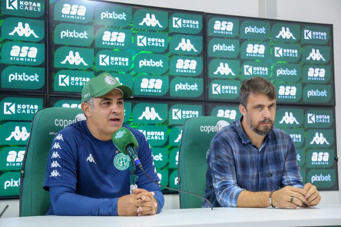 Clube anuncia os desligamentos do técnico Marcelo Chamusca