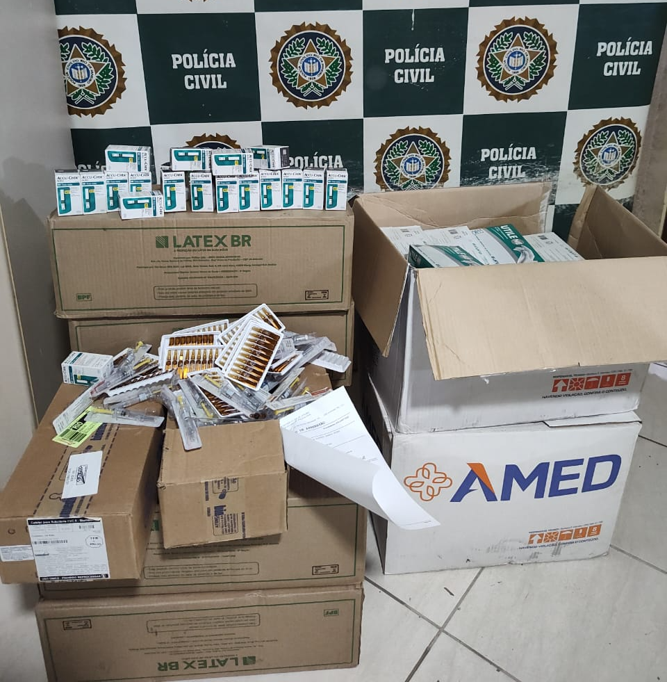 Homem é preso por suspeita de desvio de medicamentos do Hospital Souza Aguiar Divulgação/Polícia Civil