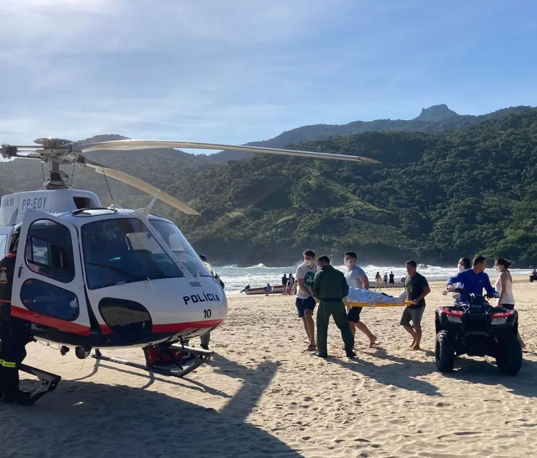 Homem foi socorrido na Praia do Bonete Divulgação/Polícia Militar