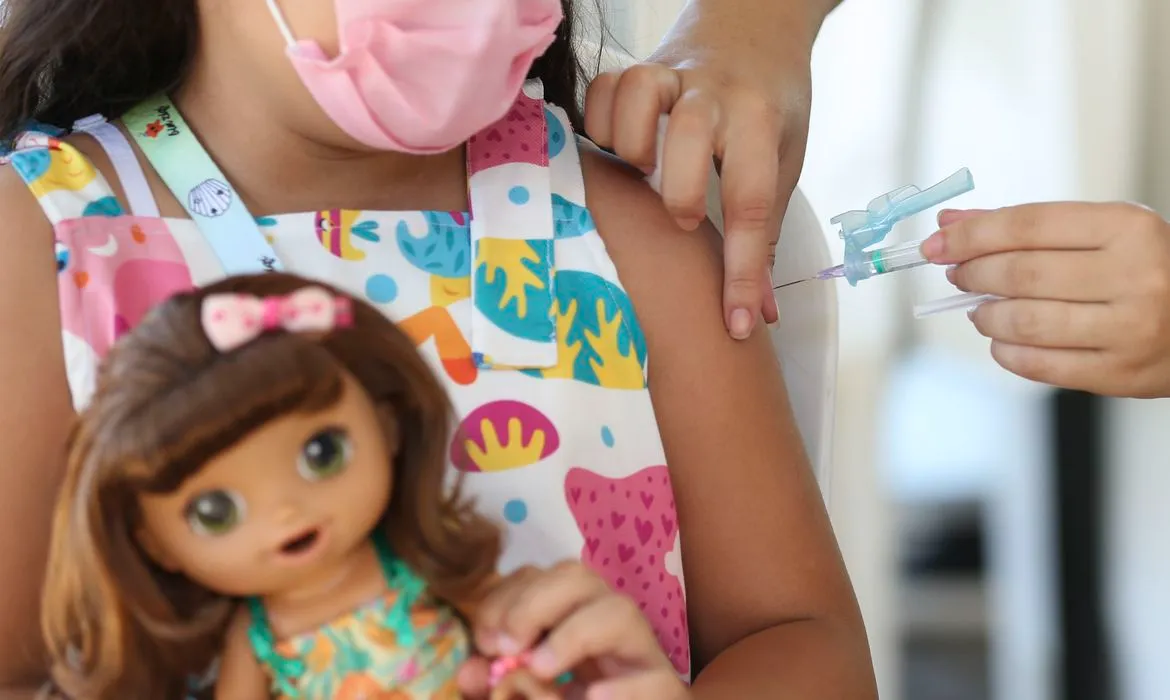 Previsão do ministério é vacinar 20 milhões de crianças nos próximos meses