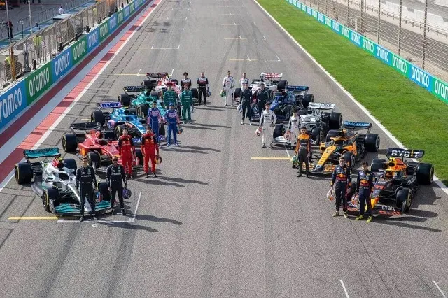 F1: 10 nomes e 1 camaleão, os estreantes nos TLs de 2022; confira