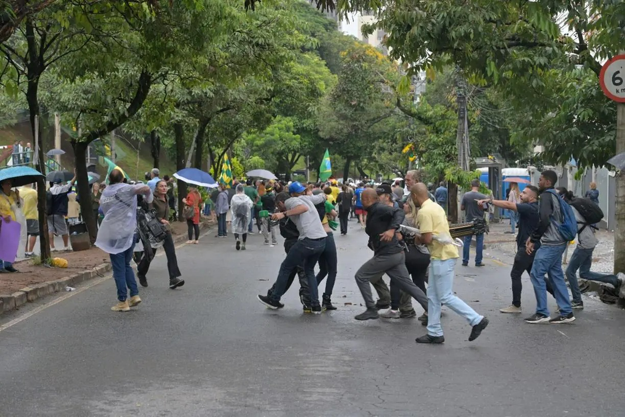 o último dia 6, profissionais de imprensa foram agredidos com socos Fred Magno/O Tempo