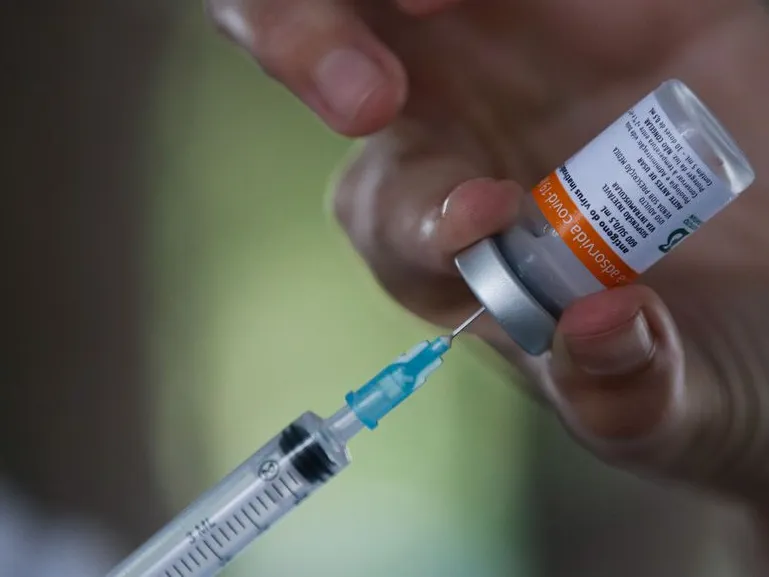 Ainda não há consenso no Ministério da Saúde sobre uma nova rodada de imunização no ano que vem
