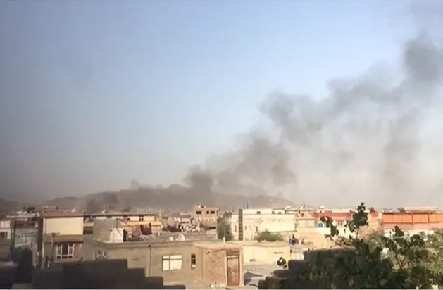 EUA realizam ataque aéreo em carro-bomba em Cabul