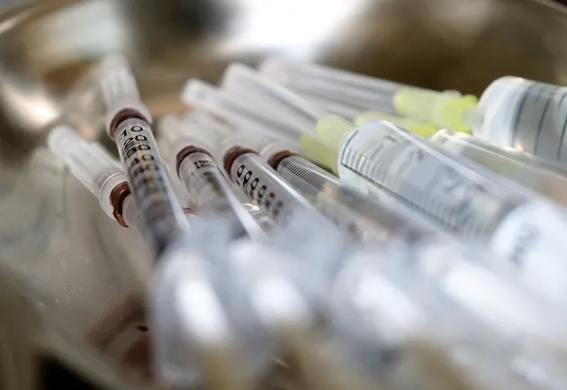 Vacinação no Brasil: Governo compra 138 milhões de vacinas da Pfizer e Janssen 