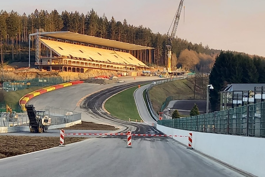 Reformas em Spa-Francorchamps (Bélgica) em março de 2022 @circuitspa/Twitter