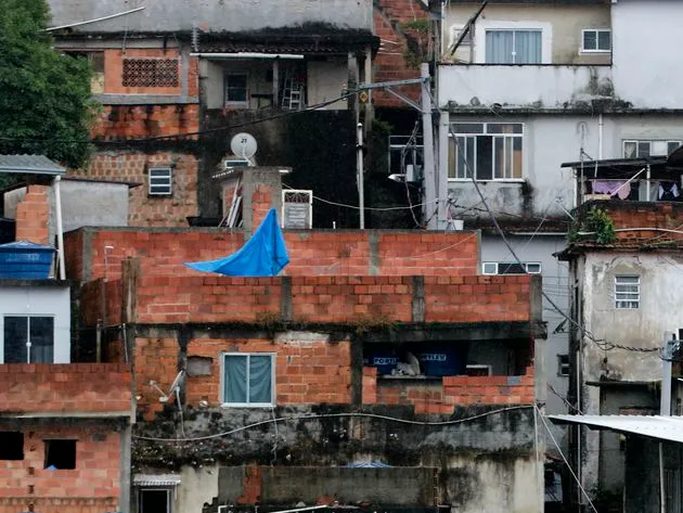 Mais da metade dos moradores de favelas do estado do Rio de Janeiro perderam o emprego 