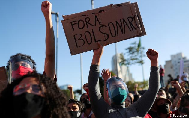 Manifestação contra o governo Bolsonaro no dia 29 de maio Foto: Reuters / A. Perobelli