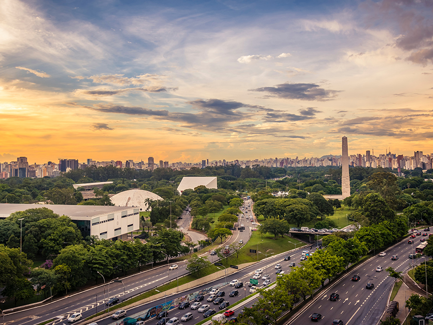 Empresa responsável decide fechar quadras, parquinhos e aparelhos de ginástica no Parque Ibirapuera  Unsplash