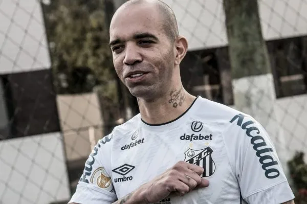 File:Vinicius Zanocelo - Palmeiras-Santos-Campeonato-Paulista-2022