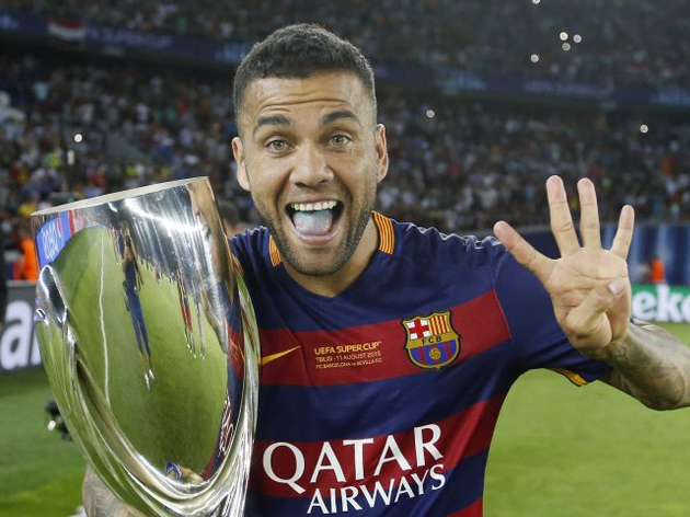 Daniel Alves fez história no Barcelona FC Barcelona