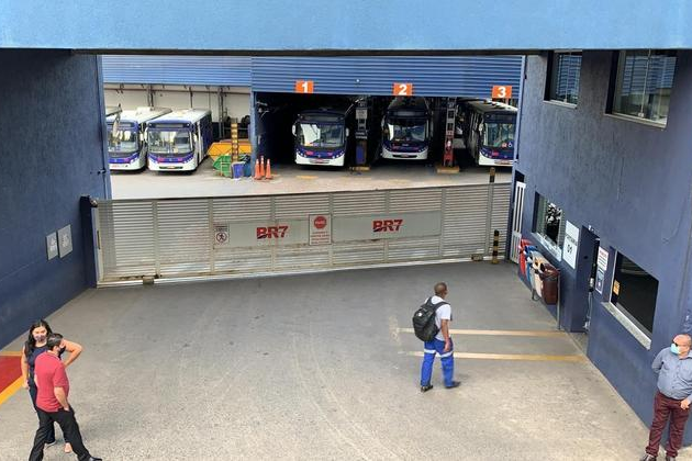 Greve dos motoristas de ônibus é suspensa em Belo Horizonte 