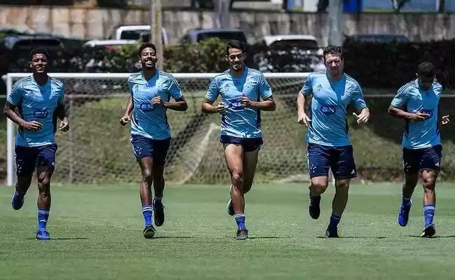 Cruzeiro está próximo de se despedir da Série B do Campeonato Brasileiro Gustavo Aleixo/Cruzeiro