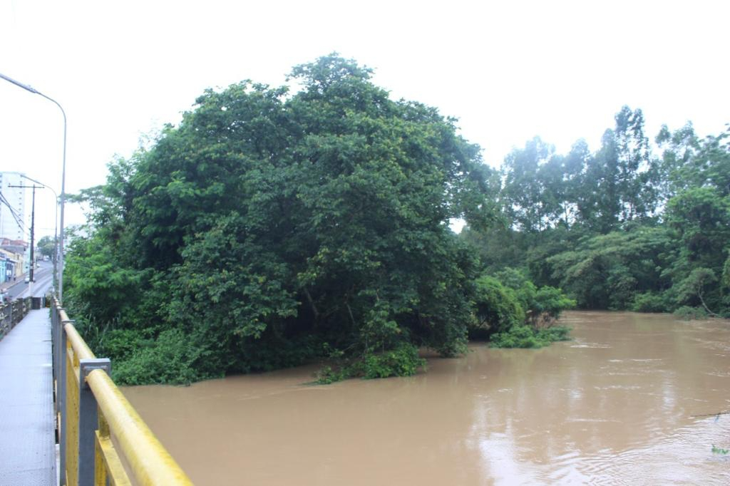 Cidade registra também 13 pontos de alagamentos Divulgação