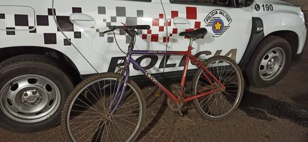 Bicicleta foi furtada por dois adolescentes