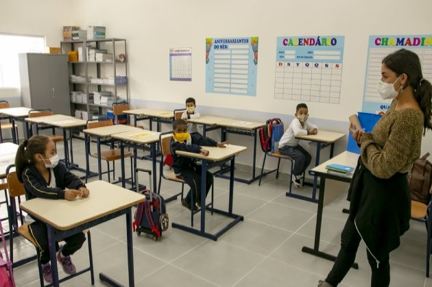 Cidade já vacinou pouco mais de 1500 profissionais de educação  Iuri Cunha/PMSS