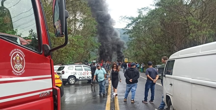 Grupo pede melhorias para o bairro Folha Seca Divulgação/Corpo de Bombeiro