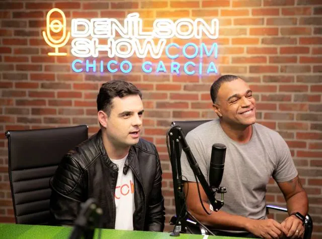 Denílson e Chico Garcia comandam o podcast Denílson Show
