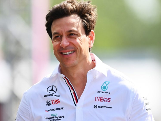 Chefe da Mercedes comemorou evolução do W13 no GP da Espanha