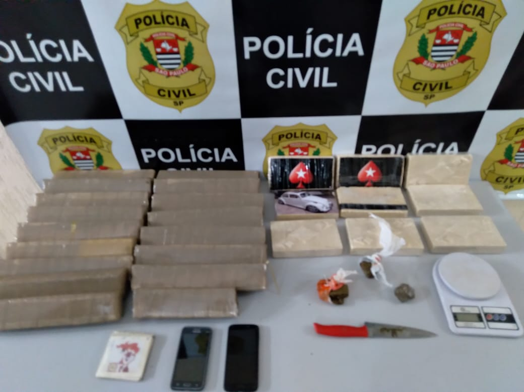 Polícia Civil apreende 24 quilos de maconha e cocaína em Lorena Divulgação/DISE